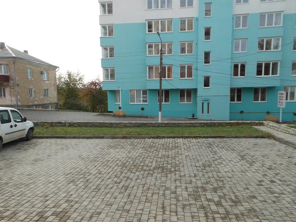Rooms With Fortetsya View 2 Kamianets-Podilskyi Exterior foto