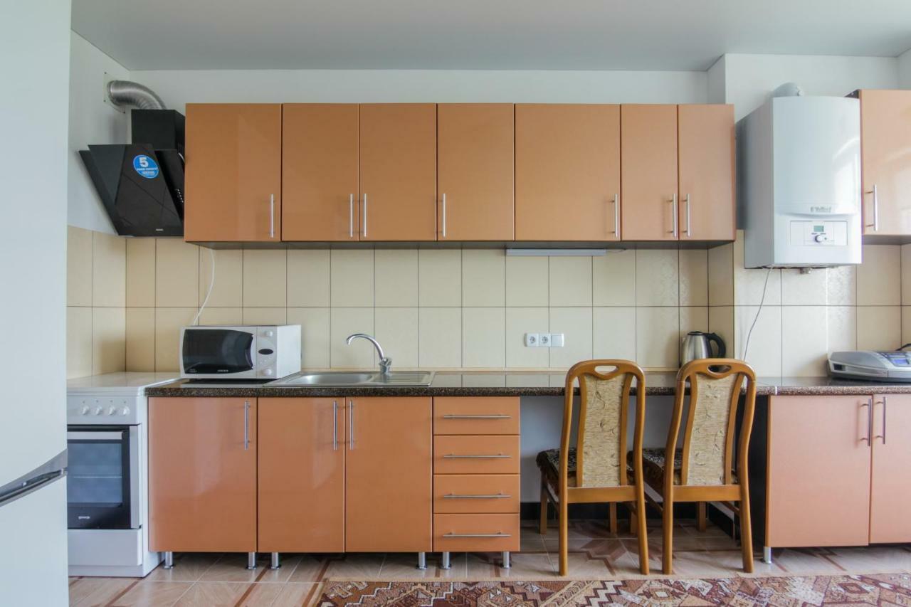 Rooms With Fortetsya View 2 Kamianets-Podilskyi Exterior foto